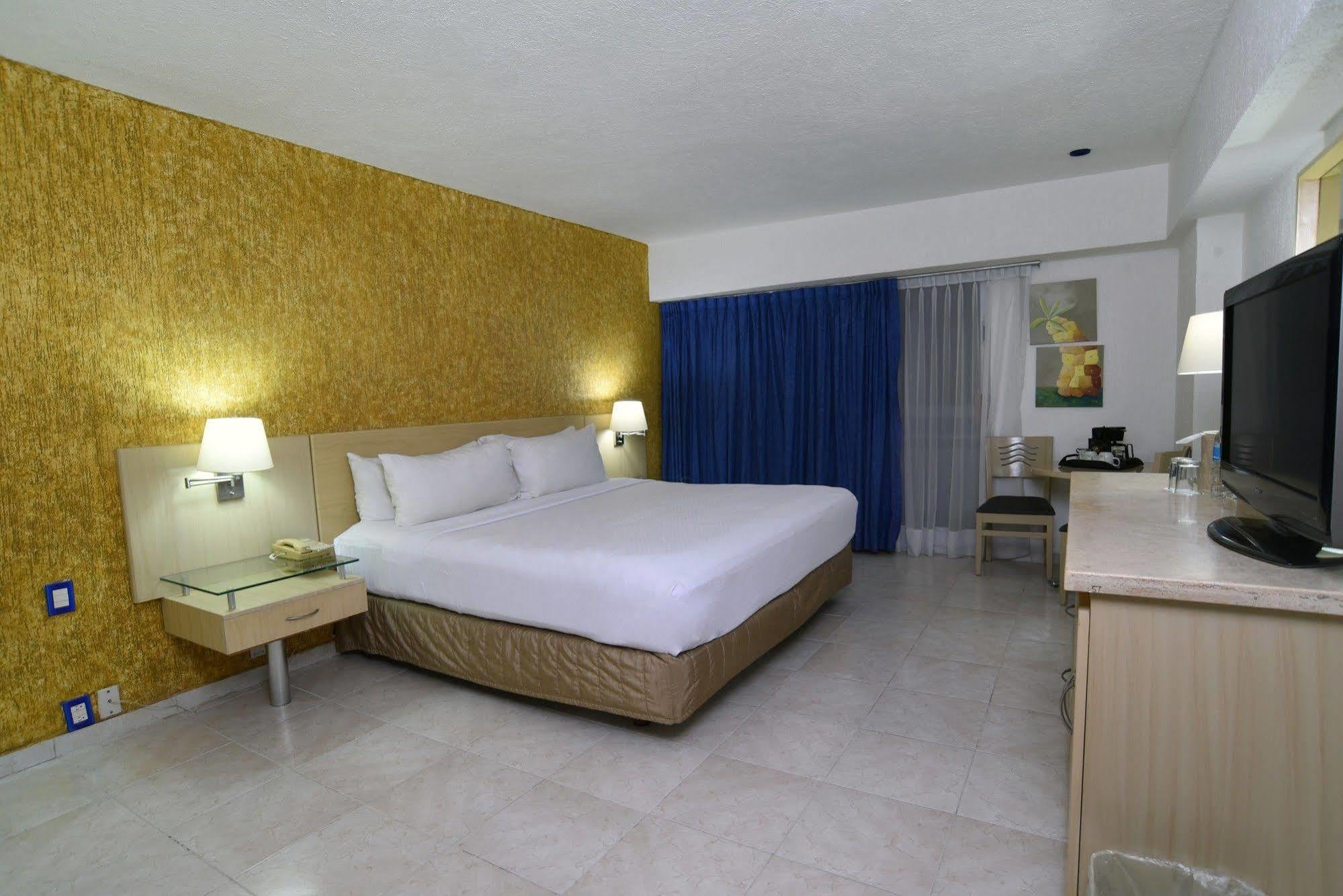 Golden Inclusive By Gran Plaza Hotel Acapulco Extérieur photo